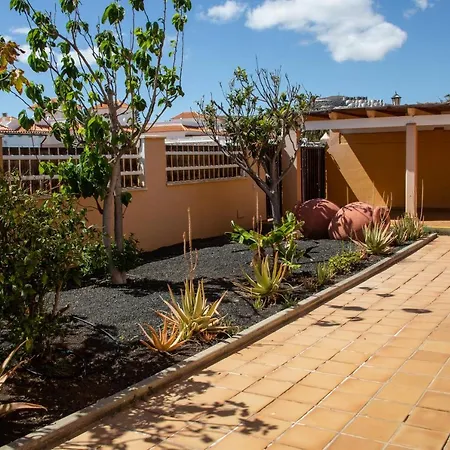 Retro Villa Vergel - With Solar Heated Pool, Sauna, Jacuzzi, Spacious Work Desk & Wifi * Costa De Antigua