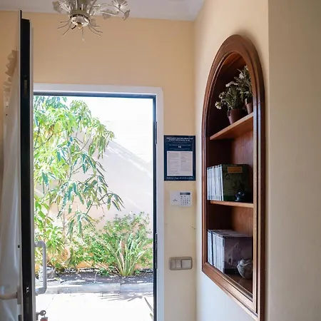 Retro Villa Vergel - With Solar Heated Pool, Sauna, Jacuzzi, Spacious Work Desk & Wifi Costa De Antigua