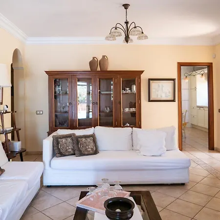 Retro Villa Vergel - With Solar Heated Pool, Sauna, Jacuzzi, Spacious Work Desk & Wifi Villa Costa De Antigua